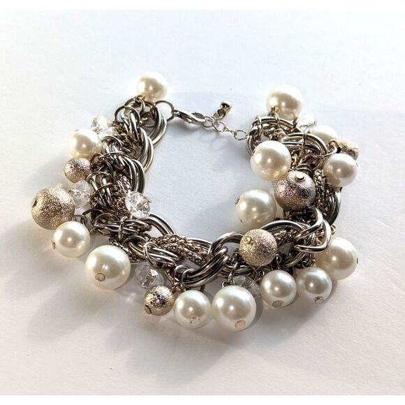 White, Gold Chain Cha Cha Bracelet - Picture 2 of 7